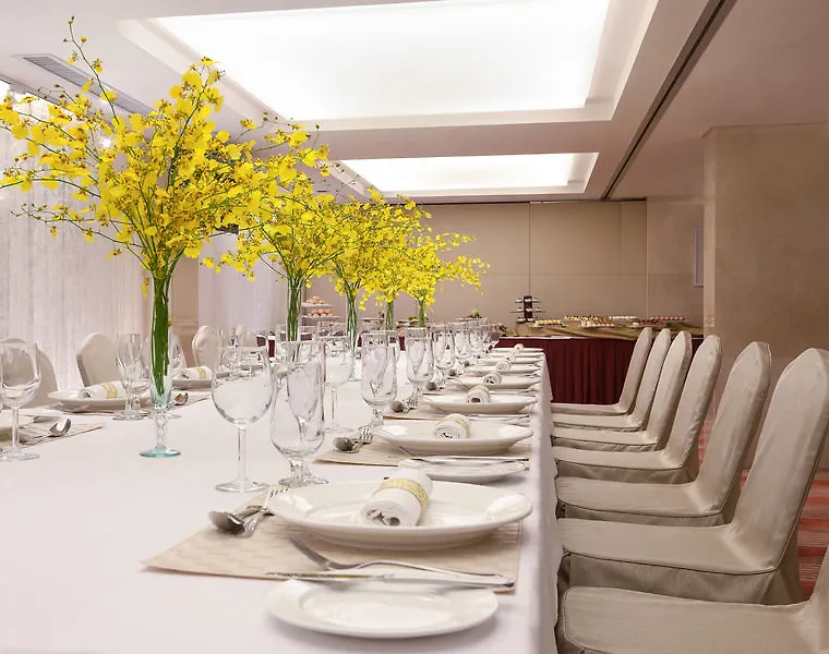 Park Hotel Hong Kong 4*,
