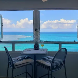 breezy-beachfront-property-with-view-of-paradise.greaterantilleshotels.net/